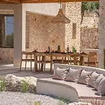 Lithos Art Hotell