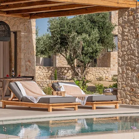 Lithos Art Hotel