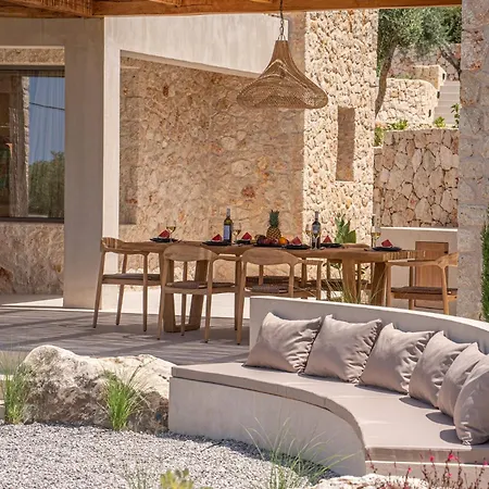 Lithos Art Hotel