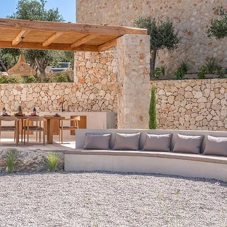 Lithos Art Hotel Svoronata